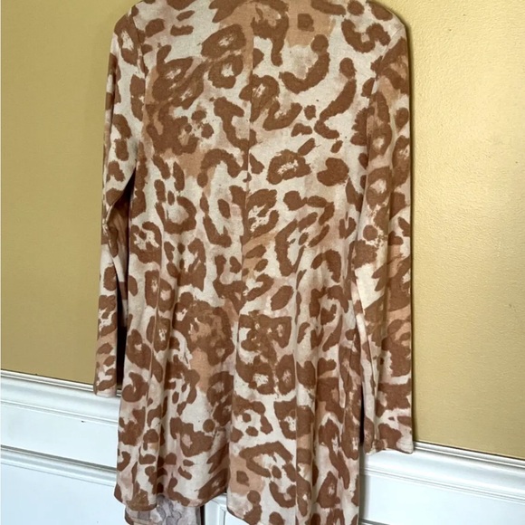 New Directions Animal Print Open Front Waterfall Asymmetrical Hem Cardigan Sz M - Picture 7 of 10